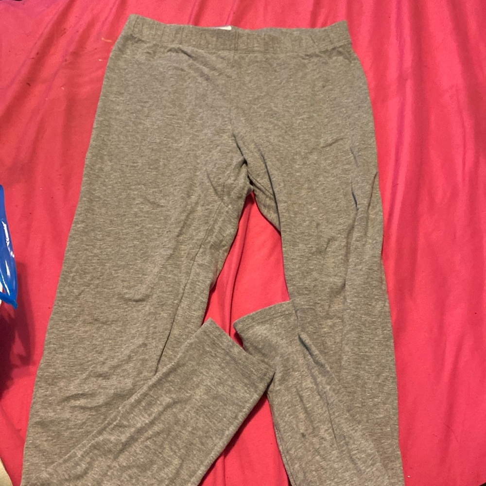 grey leggings